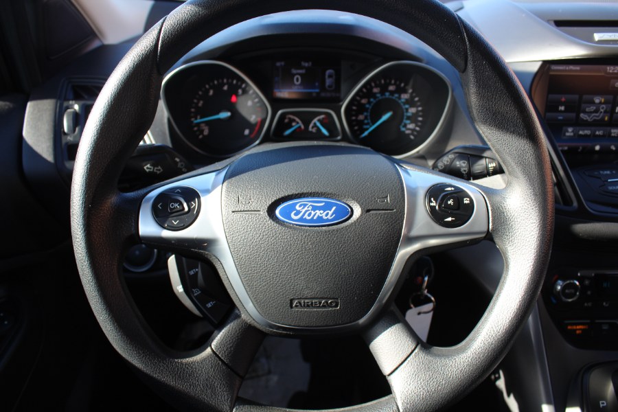 2015 Ford Escape 4WD 4dr SE, available for sale in Deer Park, New York | Car Tec Enterprise Leasing & Sales LLC. Deer Park, New York 2015 Ford Escape 4WD 4dr SE, available for sale in Deer Park, New York | Car Tec Enterprise Leasing & Sales LLC. Deer Park, New York