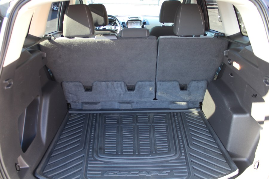 2015 Ford Escape 4WD 4dr SE, available for sale in Deer Park, New York | Car Tec Enterprise Leasing & Sales LLC. Deer Park, New York 2015 Ford Escape 4WD 4dr SE, available for sale in Deer Park, New York | Car Tec Enterprise Leasing & Sales LLC. Deer Park, New York