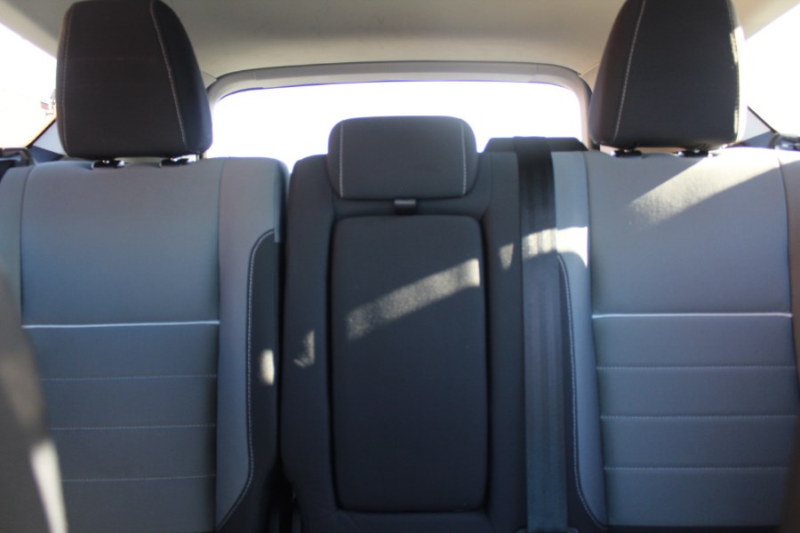 2015 Ford Escape 4WD 4dr SE, available for sale in Deer Park, New York | Car Tec Enterprise Leasing & Sales LLC. Deer Park, New York 2015 Ford Escape 4WD 4dr SE, available for sale in Deer Park, New York | Car Tec Enterprise Leasing & Sales LLC. Deer Park, New York