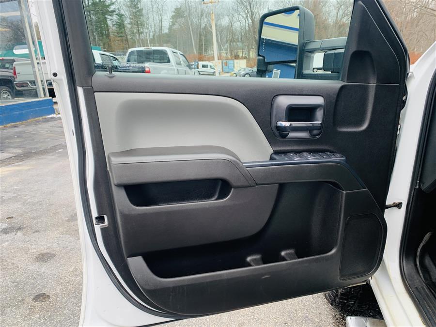 Used Chevrolet Silverado 2500HD 4WD Crew Cab 153.7" Work Truck 2017 | Second Street Auto Sales Inc. Manchester, New Hampshire Used Chevrolet Silverado 2500HD 4WD Crew Cab 153.7" Work Truck 2017 | Second Street Auto Sales Inc. Manchester, New Hampshire