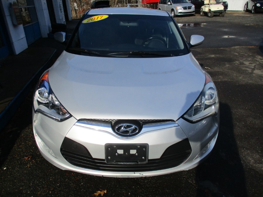 Used Hyundai Veloster Dual Clutch 2017 | Cos Central Auto. Meriden, Connecticut Used Hyundai Veloster Dual Clutch 2017 | Cos Central Auto. Meriden, Connecticut