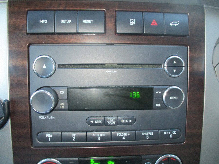 2013 Ford Expedition XLT EL XLT EL 4WD, available for sale in Meriden, Connecticut | Cos Central Auto. Meriden, Connecticut 2013 Ford Expedition XLT EL XLT EL 4WD, available for sale in Meriden, Connecticut | Cos Central Auto. Meriden, Connecticut