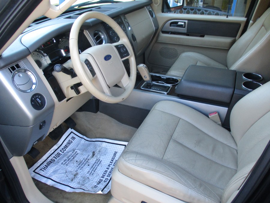 2013 Ford Expedition XLT EL XLT EL 4WD, available for sale in Meriden, Connecticut | Cos Central Auto. Meriden, Connecticut 2013 Ford Expedition XLT EL XLT EL 4WD, available for sale in Meriden, Connecticut | Cos Central Auto. Meriden, Connecticut