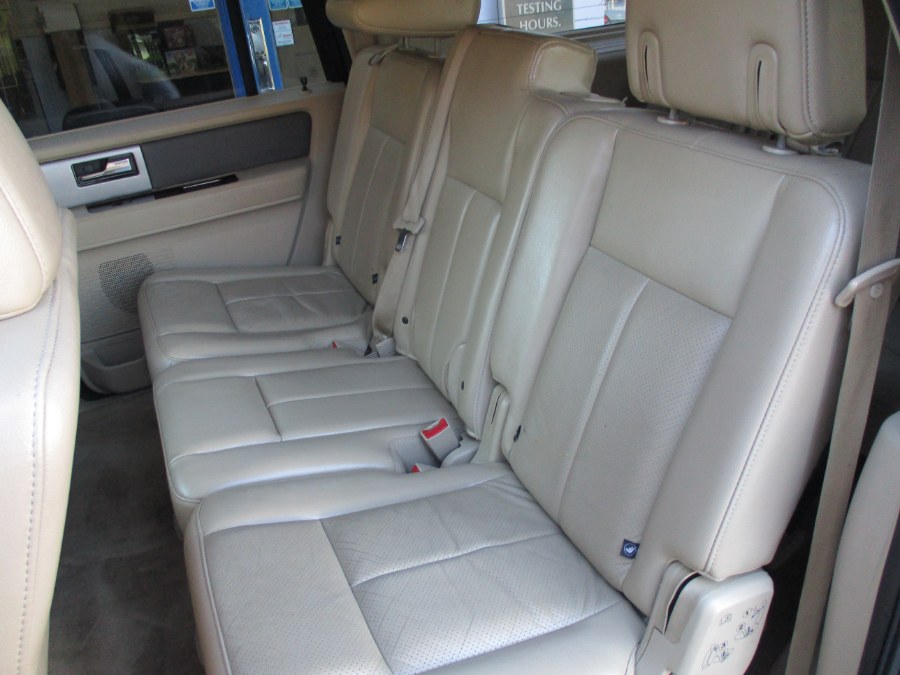 2013 Ford Expedition XLT EL XLT EL 4WD, available for sale in Meriden, Connecticut | Cos Central Auto. Meriden, Connecticut 2013 Ford Expedition XLT EL XLT EL 4WD, available for sale in Meriden, Connecticut | Cos Central Auto. Meriden, Connecticut