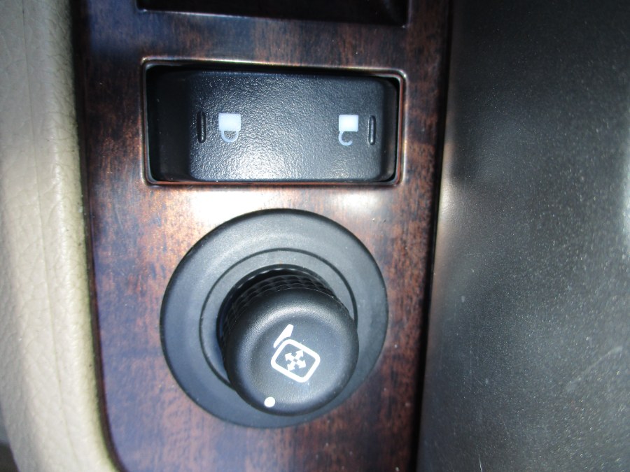 2013 Ford Expedition XLT EL XLT EL 4WD, available for sale in Meriden, Connecticut | Cos Central Auto. Meriden, Connecticut 2013 Ford Expedition XLT EL XLT EL 4WD, available for sale in Meriden, Connecticut | Cos Central Auto. Meriden, Connecticut