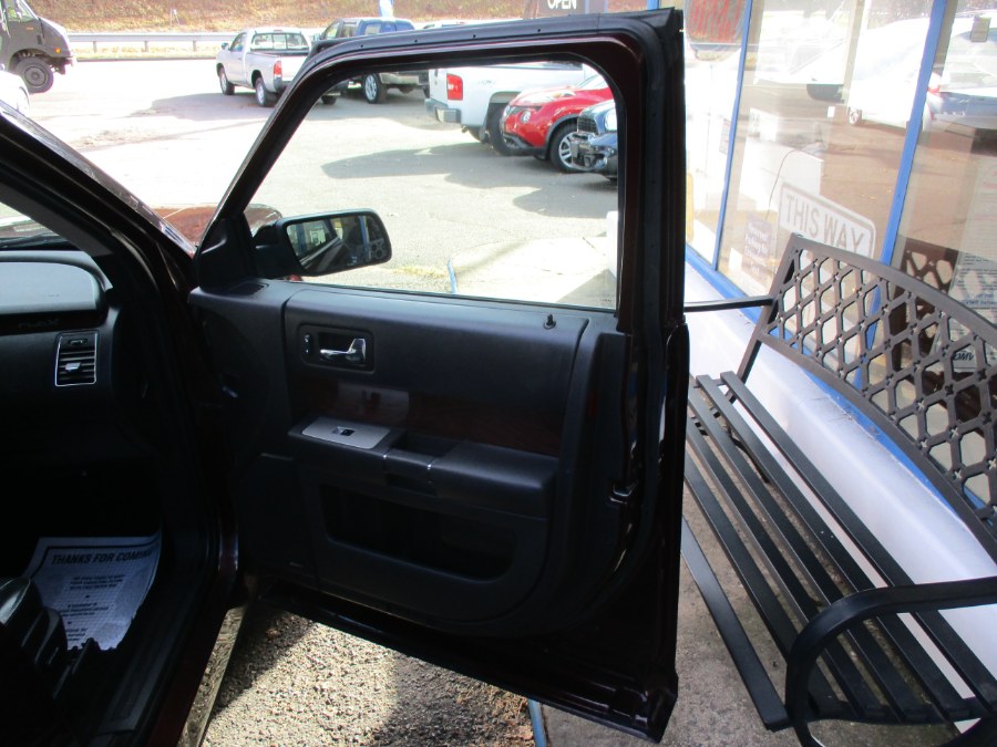 Used Ford Flex 4dr SEL AWD 2009 | Cos Central Auto. Meriden, Connecticut Used Ford Flex 4dr SEL AWD 2009 | Cos Central Auto. Meriden, Connecticut
