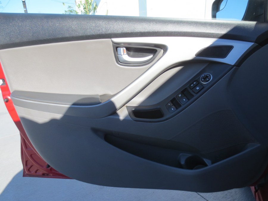 2016 Hyundai Elantra 4dr Sdn Auto SE (Ulsan Plant), available for sale in Santa Ana, California | Auto Max Of Santa Ana. Santa Ana, California 2016 Hyundai Elantra 4dr Sdn Auto SE (Ulsan Plant), available for sale in Santa Ana, California | Auto Max Of Santa Ana. Santa Ana, California