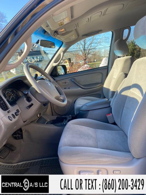Used Toyota Sequoia 4dr SR5 4WD 2005 | Central A/S LLC. East Windsor, Connecticut Used Toyota Sequoia 4dr SR5 4WD 2005 | Central A/S LLC. East Windsor, Connecticut