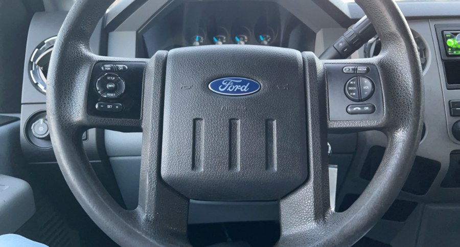 2016 Ford Super Duty F-250 SRW 4WD SuperCab 142" XLT, available for sale in Waterbury, Connecticut | West End Automotive Center. Waterbury, Connecticut 2016 Ford Super Duty F-250 SRW 4WD SuperCab 142" XLT, available for sale in Waterbury, Connecticut | West End Automotive Center. Waterbury, Connecticut