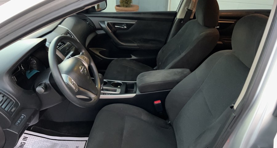 2015 Nissan Altima 2.5 S, available for sale in Waterbury, Connecticut | West End Automotive Center. Waterbury, Connecticut 2015 Nissan Altima 2.5 S, available for sale in Waterbury, Connecticut | West End Automotive Center. Waterbury, Connecticut