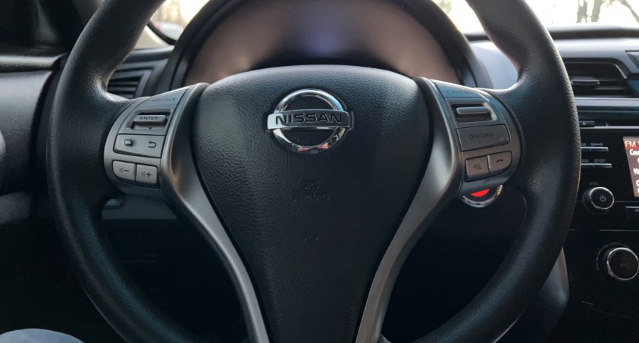 2015 Nissan Altima 2.5 S, available for sale in Waterbury, Connecticut | West End Automotive Center. Waterbury, Connecticut 2015 Nissan Altima 2.5 S, available for sale in Waterbury, Connecticut | West End Automotive Center. Waterbury, Connecticut