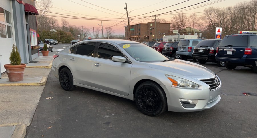 2015 Nissan Altima 2.5 S, available for sale in Waterbury, Connecticut | West End Automotive Center. Waterbury, Connecticut 2015 Nissan Altima 2.5 S, available for sale in Waterbury, Connecticut | West End Automotive Center. Waterbury, Connecticut