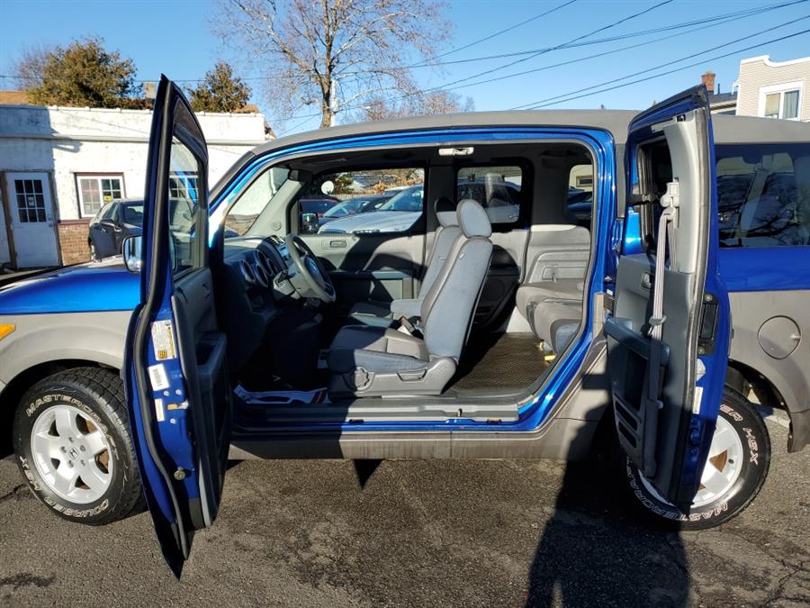 Used Honda Element 4WD EX Auto w/Side Airbags 2004 | Absolute Motors Inc. Springfield, Massachusetts Used Honda Element 4WD EX Auto w/Side Airbags 2004 | Absolute Motors Inc. Springfield, Massachusetts