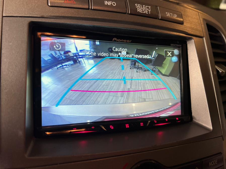 2013 Toyota Venza 4dr Wgn V6 AWD Limited (Natl), available for sale in West Hartford, Connecticut | AutoMax. West Hartford, Connecticut 2013 Toyota Venza 4dr Wgn V6 AWD Limited (Natl), available for sale in West Hartford, Connecticut | AutoMax. West Hartford, Connecticut
