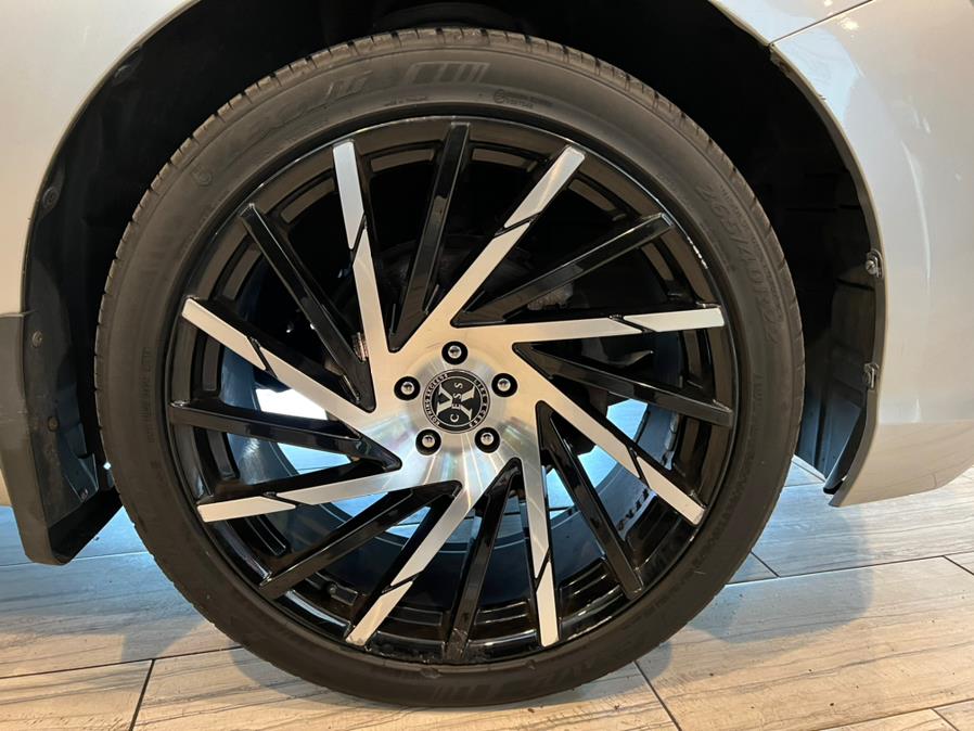 2013 Toyota Venza 4dr Wgn V6 AWD Limited (Natl), available for sale in West Hartford, Connecticut | AutoMax. West Hartford, Connecticut 2013 Toyota Venza 4dr Wgn V6 AWD Limited (Natl), available for sale in West Hartford, Connecticut | AutoMax. West Hartford, Connecticut