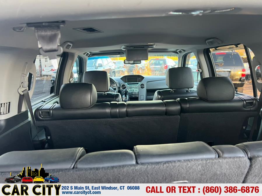 2011 Honda Pilot 4WD 4dr Touring w/RES & Navi, available for sale in East Windsor, Connecticut | Car City LLC. East Windsor, Connecticut 2011 Honda Pilot 4WD 4dr Touring w/RES & Navi, available for sale in East Windsor, Connecticut | Car City LLC. East Windsor, Connecticut