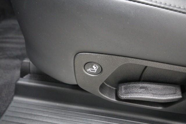 Used Kia Telluride s AWD w/ rearCam 2020 | Car Revolution. Maple Shade, New Jersey Used Kia Telluride s AWD w/ rearCam 2020 | Car Revolution. Maple Shade, New Jersey