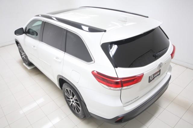 Used Toyota Highlander SE AWD w/ Navi & rearCam 2018 | Car Revolution. Maple Shade, New Jersey Used Toyota Highlander SE AWD w/ Navi & rearCam 2018 | Car Revolution. Maple Shade, New Jersey