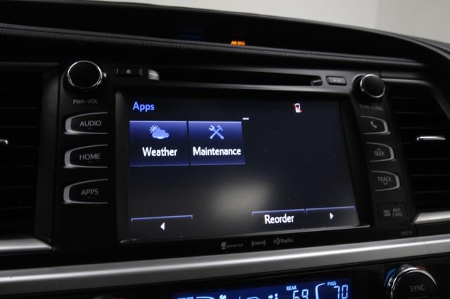Used Toyota Highlander SE AWD w/ Navi & rearCam 2018 | Car Revolution. Maple Shade, New Jersey Used Toyota Highlander SE AWD w/ Navi & rearCam 2018 | Car Revolution. Maple Shade, New Jersey