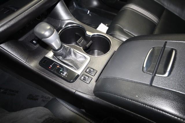 Used Toyota Highlander SE AWD w/ Navi & rearCam 2018 | Car Revolution. Maple Shade, New Jersey Used Toyota Highlander SE AWD w/ Navi & rearCam 2018 | Car Revolution. Maple Shade, New Jersey