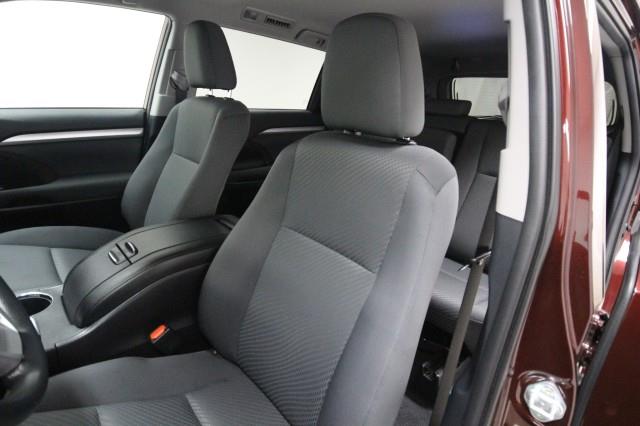 Used Toyota Highlander LE AWD w/ rearCam 2019 | Car Revolution. Maple Shade, New Jersey Used Toyota Highlander LE AWD w/ rearCam 2019 | Car Revolution. Maple Shade, New Jersey