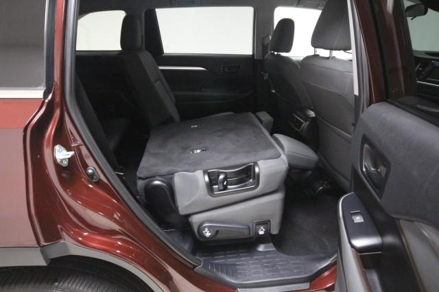 Used Toyota Highlander LE AWD w/ rearCam 2019 | Car Revolution. Maple Shade, New Jersey Used Toyota Highlander LE AWD w/ rearCam 2019 | Car Revolution. Maple Shade, New Jersey