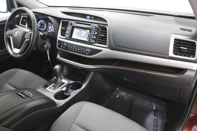 Used Toyota Highlander LE AWD w/ rearCam 2019 | Car Revolution. Maple Shade, New Jersey Used Toyota Highlander LE AWD w/ rearCam 2019 | Car Revolution. Maple Shade, New Jersey