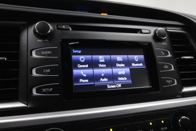 Used Toyota Highlander LE AWD w/ rearCam 2019 | Car Revolution. Maple Shade, New Jersey Used Toyota Highlander LE AWD w/ rearCam 2019 | Car Revolution. Maple Shade, New Jersey