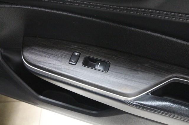 Used Honda Clarity Plug-in Hybrid w/ rearCam 2018 | Car Revolution. Maple Shade, New Jersey Used Honda Clarity Plug-in Hybrid w/ rearCam 2018 | Car Revolution. Maple Shade, New Jersey