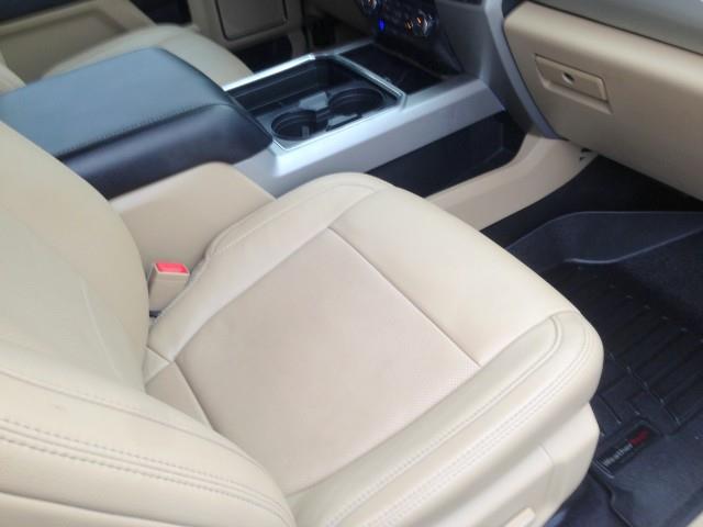 Used Ford Super Duty F-350 Drw Super Duty LARIAT 4WD w/ Navi & rearCam 2019 | Car Revolution. Maple Shade, New Jersey Used Ford Super Duty F-350 Drw Super Duty LARIAT 4WD w/ Navi & rearCam 2019 | Car Revolution. Maple Shade, New Jersey