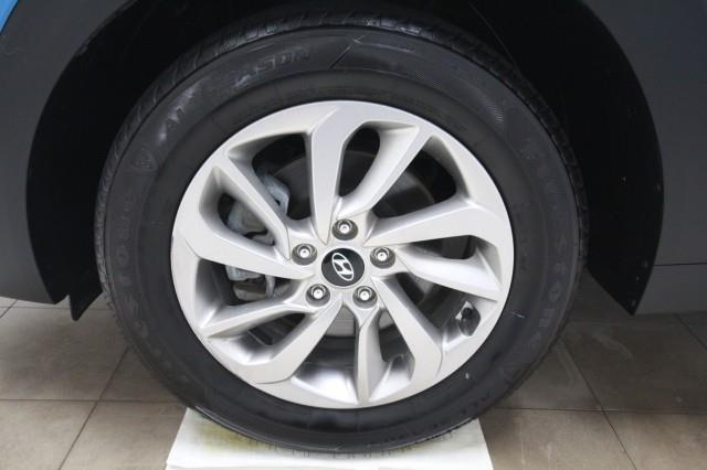 Used Hyundai Tucson SE w/ rearCam 2017 | Car Revolution. Maple Shade, New Jersey Used Hyundai Tucson SE w/ rearCam 2017 | Car Revolution. Maple Shade, New Jersey