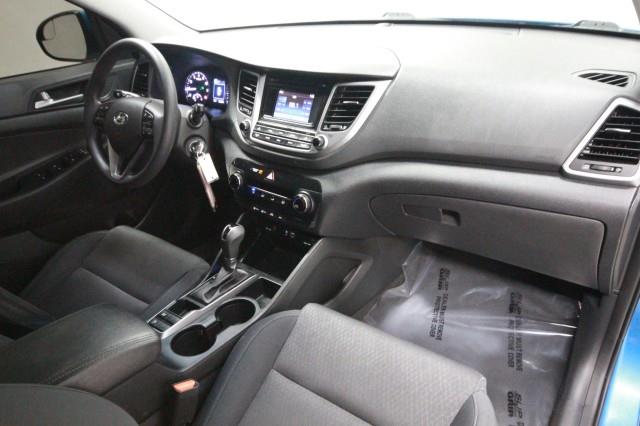 Used Hyundai Tucson SE w/ rearCam 2017 | Car Revolution. Maple Shade, New Jersey Used Hyundai Tucson SE w/ rearCam 2017 | Car Revolution. Maple Shade, New Jersey