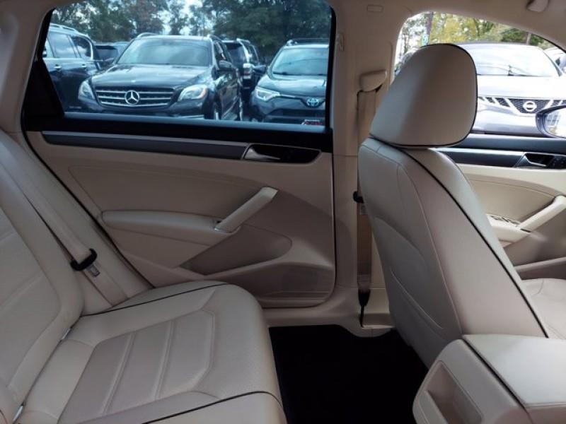 Used Volkswagen Passat R-Line w/Comfort Pkg 2017 | Car Revolution. Maple Shade, New Jersey Used Volkswagen Passat R-Line w/Comfort Pkg 2017 | Car Revolution. Maple Shade, New Jersey