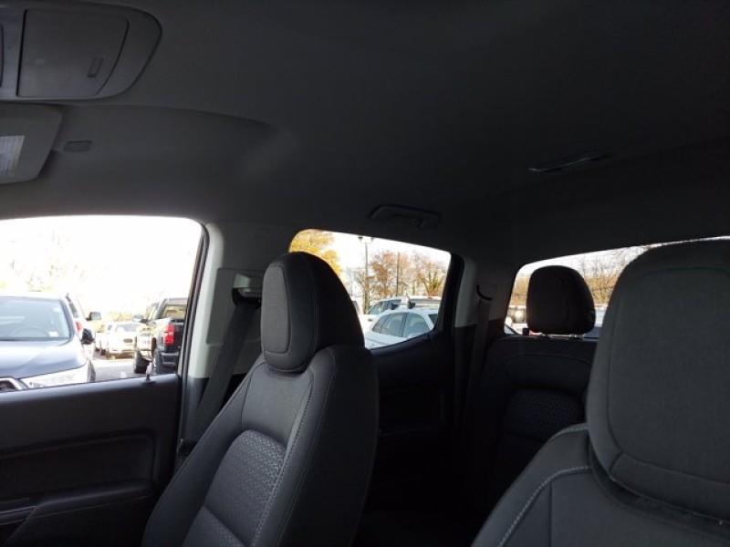 Used GMC Canyon 2WD SLE Crew Cab 128.3'' 2019 | Car Revolution. Maple Shade, New Jersey Used GMC Canyon 2WD SLE Crew Cab 128.3'' 2019 | Car Revolution. Maple Shade, New Jersey