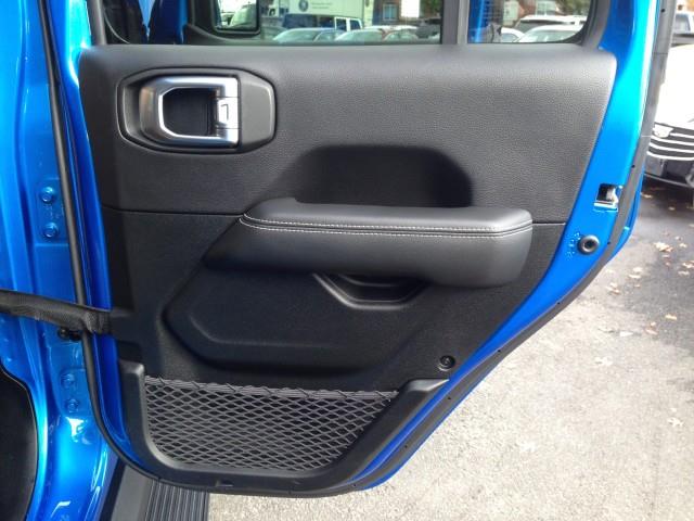 Used Jeep Gladiator Rubicon 4WD w/ Navi & rearCam 2020 | Car Revolution. Maple Shade, New Jersey Used Jeep Gladiator Rubicon 4WD w/ Navi & rearCam 2020 | Car Revolution. Maple Shade, New Jersey