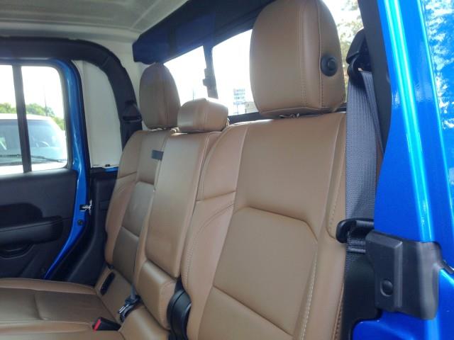 Used Jeep Gladiator Rubicon 4WD w/ Navi & rearCam 2020 | Car Revolution. Maple Shade, New Jersey Used Jeep Gladiator Rubicon 4WD w/ Navi & rearCam 2020 | Car Revolution. Maple Shade, New Jersey