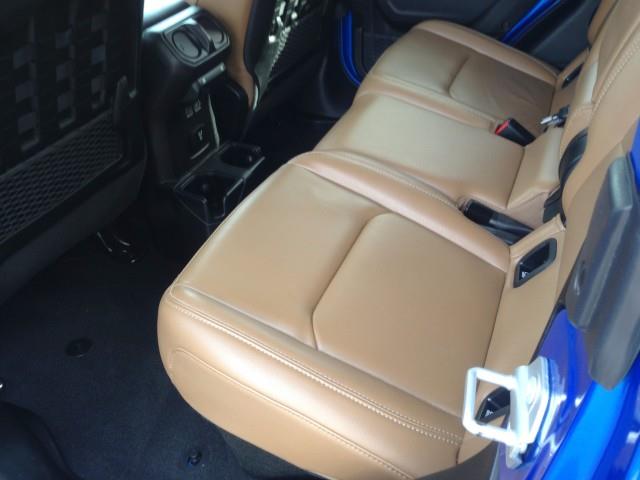 Used Jeep Gladiator Rubicon 4WD w/ Navi & rearCam 2020 | Car Revolution. Maple Shade, New Jersey Used Jeep Gladiator Rubicon 4WD w/ Navi & rearCam 2020 | Car Revolution. Maple Shade, New Jersey