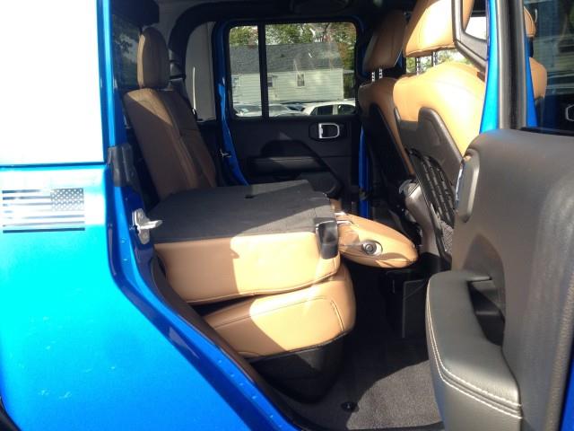 Used Jeep Gladiator Rubicon 4WD w/ Navi & rearCam 2020 | Car Revolution. Maple Shade, New Jersey Used Jeep Gladiator Rubicon 4WD w/ Navi & rearCam 2020 | Car Revolution. Maple Shade, New Jersey