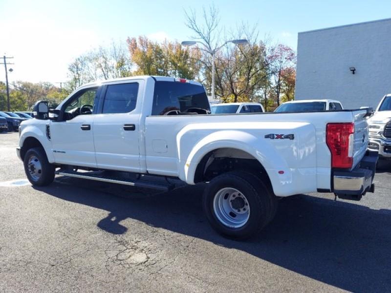 Used Ford Super Duty F-350 Drw XLT Crew Cab 8' Box/Rear Camera 2019 | Car Revolution. Maple Shade, New Jersey Used Ford Super Duty F-350 Drw XLT Crew Cab 8' Box/Rear Camera 2019 | Car Revolution. Maple Shade, New Jersey
