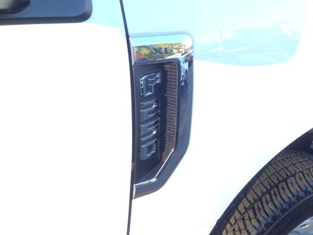 Used Ford F-250 Srw Super Duty XLT 4WD w/ rearCam 2020 | Car Revolution. Maple Shade, New Jersey Used Ford F-250 Srw Super Duty XLT 4WD w/ rearCam 2020 | Car Revolution. Maple Shade, New Jersey