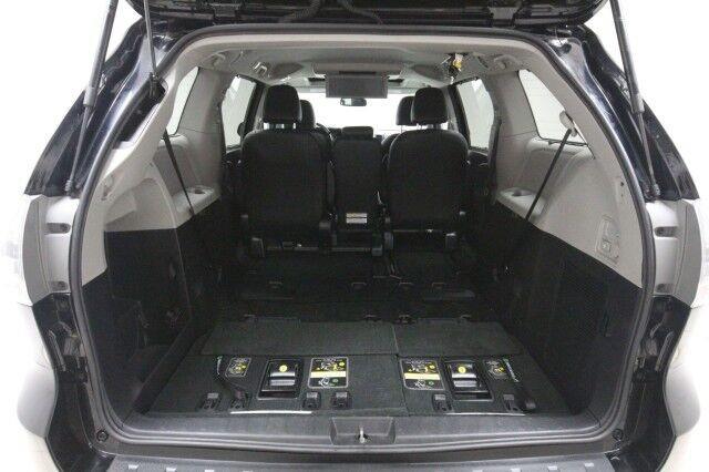 Used Toyota Sienna SE w/ Navi & rearCam 2017 | Car Revolution. Maple Shade, New Jersey Used Toyota Sienna SE w/ Navi & rearCam 2017 | Car Revolution. Maple Shade, New Jersey