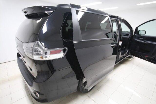 Used Toyota Sienna SE w/ Navi & rearCam 2017 | Car Revolution. Maple Shade, New Jersey Used Toyota Sienna SE w/ Navi & rearCam 2017 | Car Revolution. Maple Shade, New Jersey
