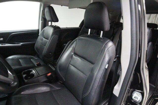 Used Toyota Sienna SE w/ Navi & rearCam 2017 | Car Revolution. Maple Shade, New Jersey Used Toyota Sienna SE w/ Navi & rearCam 2017 | Car Revolution. Maple Shade, New Jersey