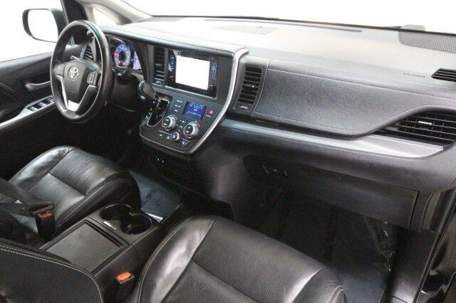 Used Toyota Sienna SE w/ Navi & rearCam 2017 | Car Revolution. Maple Shade, New Jersey Used Toyota Sienna SE w/ Navi & rearCam 2017 | Car Revolution. Maple Shade, New Jersey
