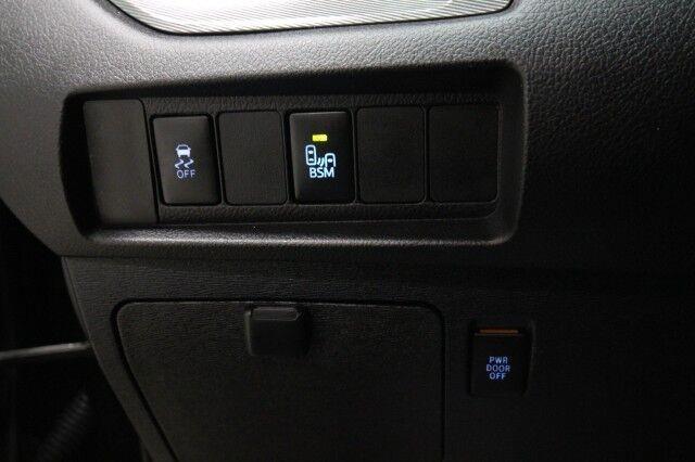 Used Toyota Sienna SE w/ Navi & rearCam 2017 | Car Revolution. Maple Shade, New Jersey Used Toyota Sienna SE w/ Navi & rearCam 2017 | Car Revolution. Maple Shade, New Jersey
