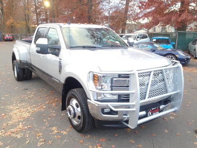 Used Ford F-350 Drw Super Duty LARIAT 4WD w/ Navi & rearCam 2019 | Car Revolution. Maple Shade, New Jersey Used Ford F-350 Drw Super Duty LARIAT 4WD w/ Navi & rearCam 2019 | Car Revolution. Maple Shade, New Jersey