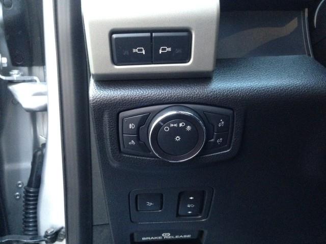 Used Ford F-350 Drw Super Duty LARIAT 4WD w/ Navi & rearCam 2019 | Car Revolution. Maple Shade, New Jersey Used Ford F-350 Drw Super Duty LARIAT 4WD w/ Navi & rearCam 2019 | Car Revolution. Maple Shade, New Jersey