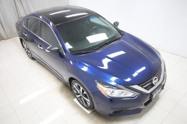 Used Nissan Altima 2.5 SR w/ rearCam 2016 | Car Revolution. Maple Shade, New Jersey Used Nissan Altima 2.5 SR w/ rearCam 2016 | Car Revolution. Maple Shade, New Jersey