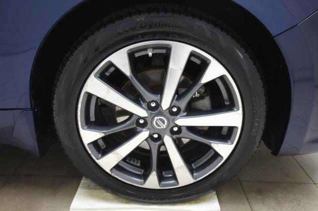 Used Nissan Altima 2.5 SR w/ rearCam 2016 | Car Revolution. Maple Shade, New Jersey Used Nissan Altima 2.5 SR w/ rearCam 2016 | Car Revolution. Maple Shade, New Jersey