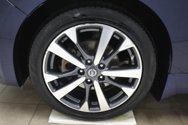 Used Nissan Altima 2.5 SR w/ rearCam 2016 | Car Revolution. Maple Shade, New Jersey Used Nissan Altima 2.5 SR w/ rearCam 2016 | Car Revolution. Maple Shade, New Jersey